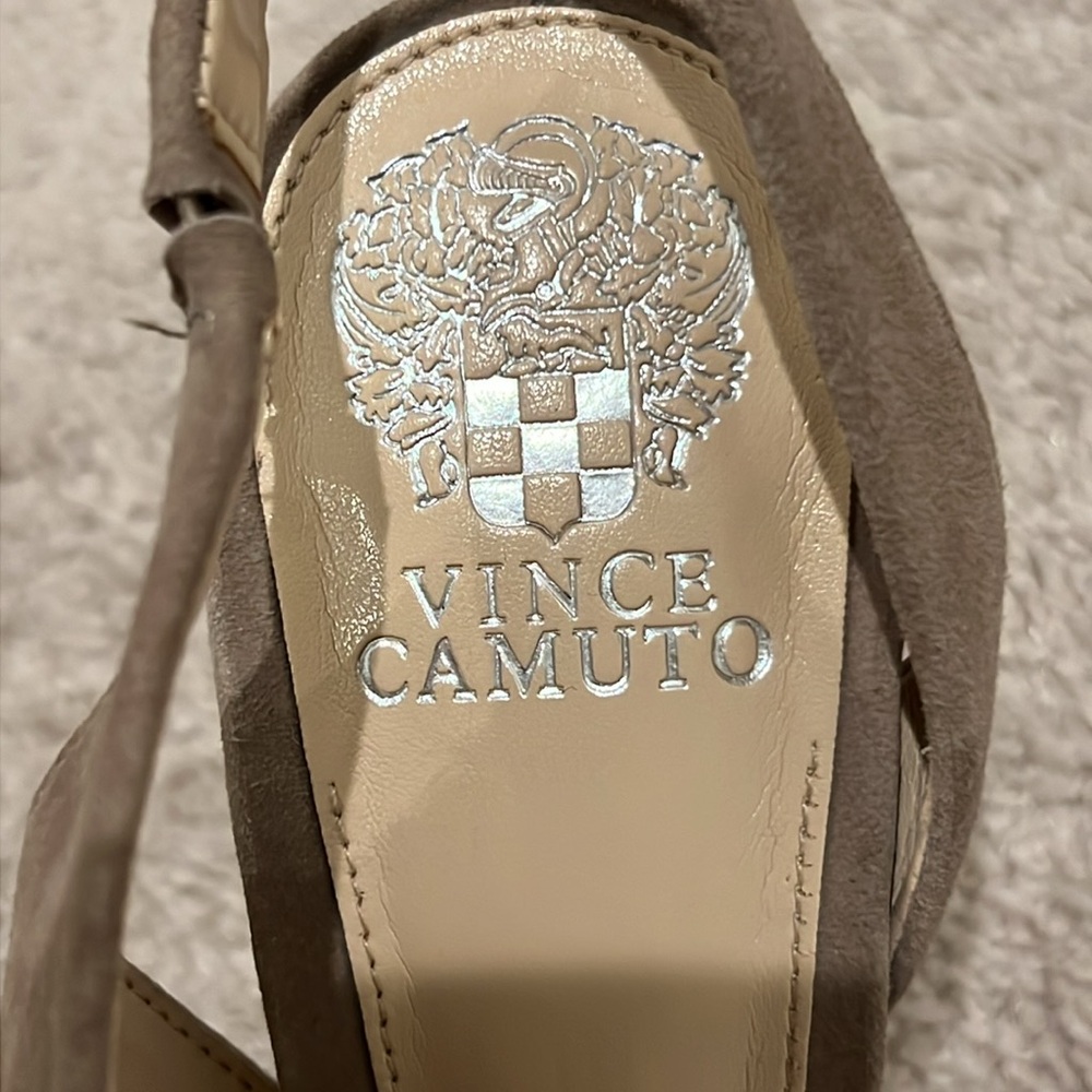Vince Camuto Crasantha Slingback Heels - Picture 7 of 11